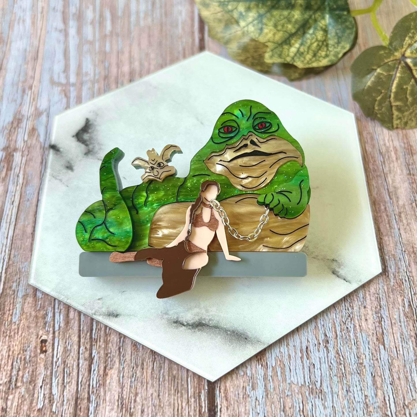 Captive Brooch Set