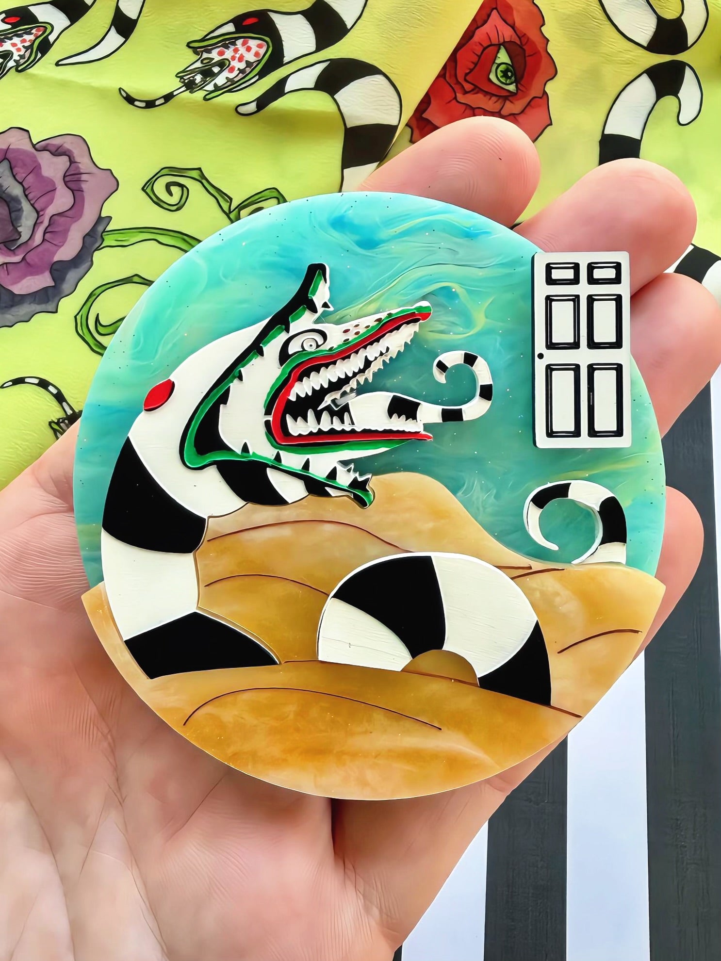 Sand Worm Brooch