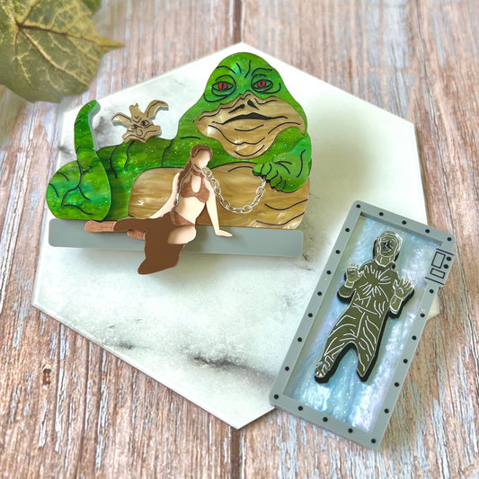 Captive Brooch Set