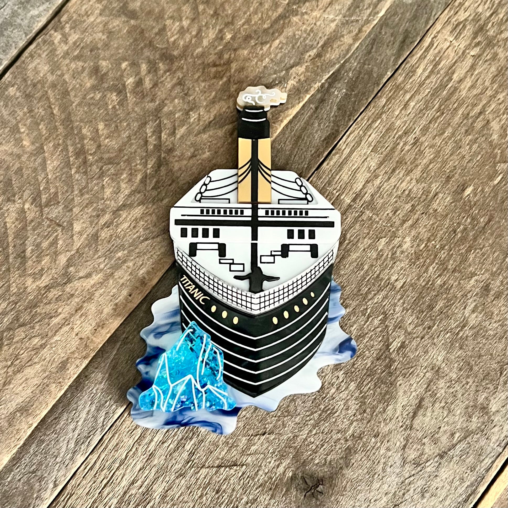 Inktober Brooch Treasure Pull