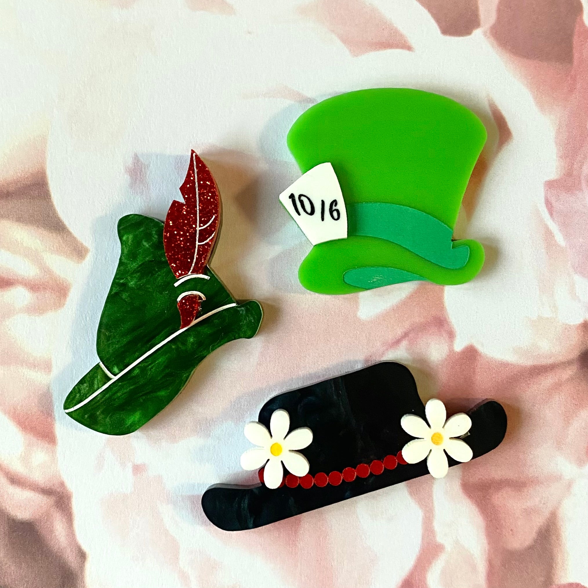 Mini Brooch Treasure Pull